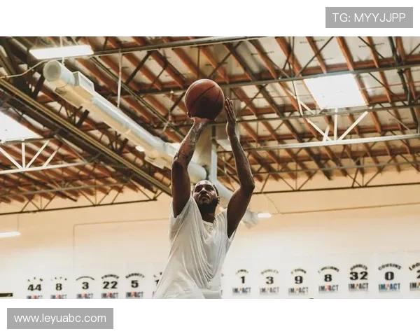 卡梅隆·安东尼三分高效输出拉开空间助力球队进攻转型