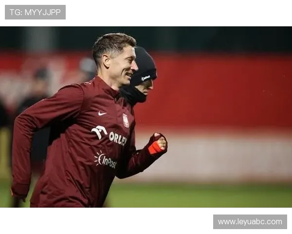 莱万多夫斯基欧冠高强度战中的进球效率解析