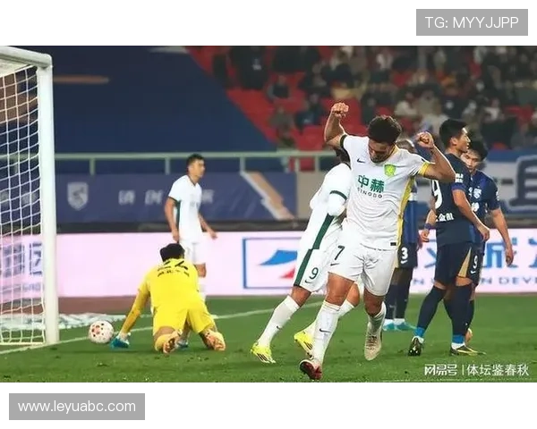 国安中场一乱，全队节奏就崩！问题真在结构失衡？