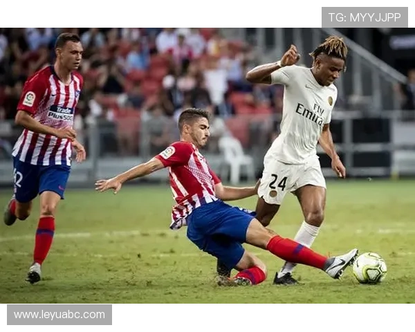 卡里姆·阿布杜尔-贾巴尔多样低位进攻拉开对手防线差距