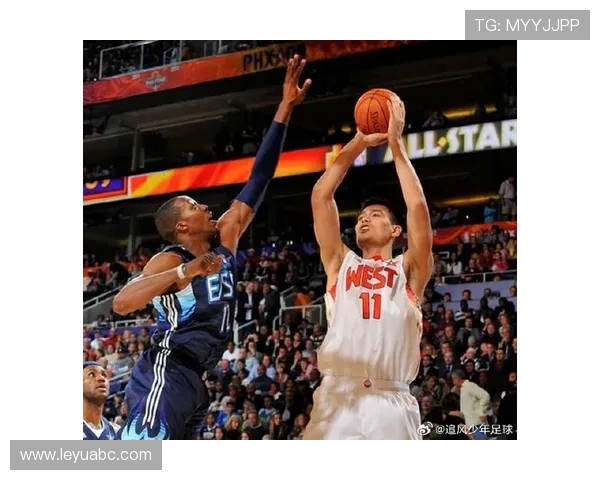 姚明篮下高效得分拉开内线差距，引领火箭攻防转换提升