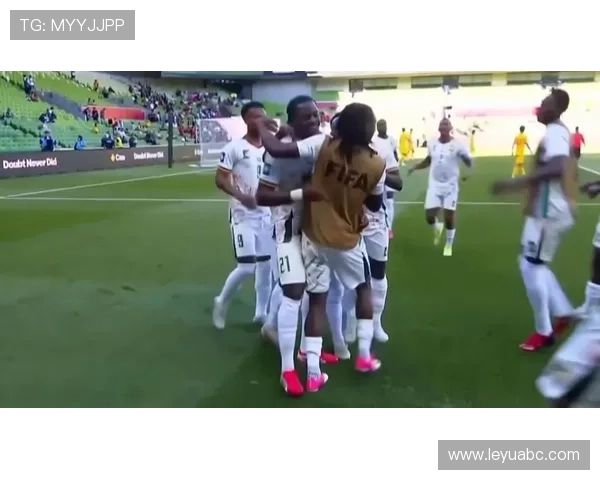 接管中场本季基米希成出球点直塞撕防线较上季更犀利