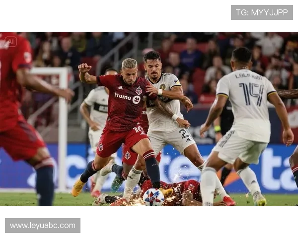 洛杉矶FC合理轮换主力阵容应对密集赛程考验 洛杉矶FC合理轮换主力阵容应对密集赛程考验